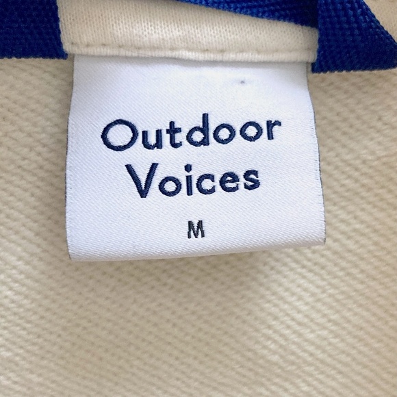 OUTDOOR VOICES Cropped Terry Snap Sweatshirt Jacket Cream - Picture 3 of 12